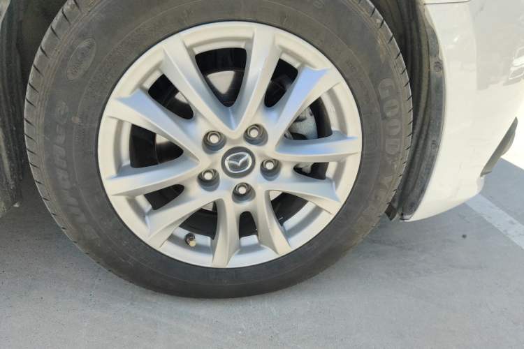 Used Mazda 3 Axela 2016 Sedan 1.5L Automatic Luxury Model Right Front Wheel Hub