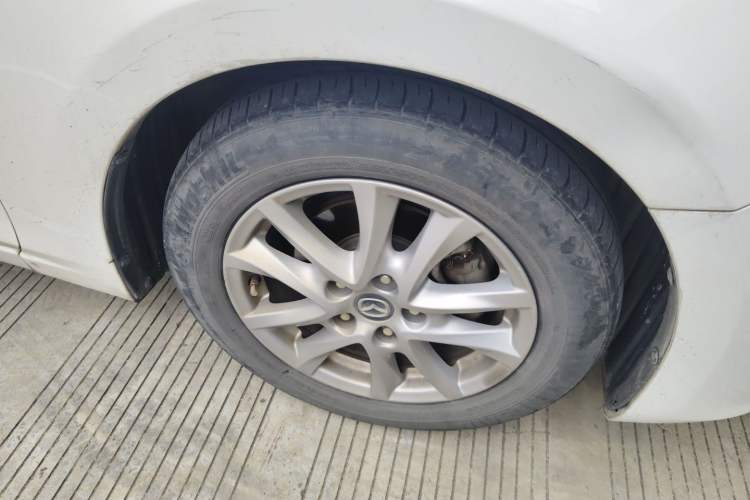 Used Mazda 3 Axela 2016 Sedan 1.5L Manual Comfort Model Right Front Wheel Hub