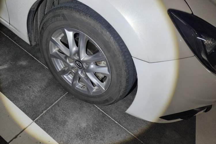 Used Mazda 3 Axela 2016 Sedan 1.5L Automatic Luxury Model Right Front Wheel Hub