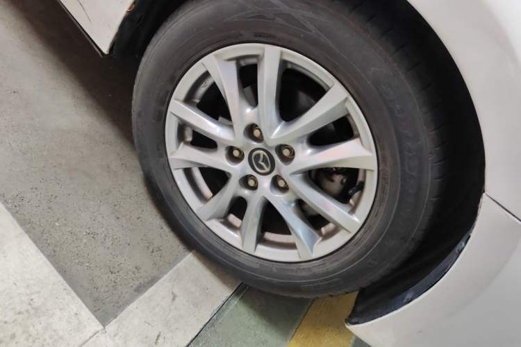 Used Mazda 3 Axela 2016 Sedan 1.5L Automatic Comfort Model Right Front Wheel Hub