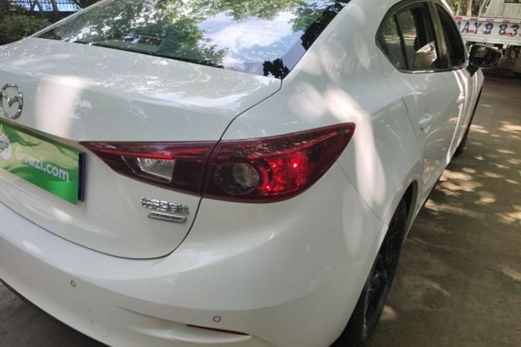 Used Mazda 3 Axela 2016 Sedan 1.5L Automatic Luxury Model Right Rear Taillight