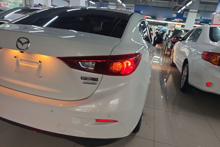 Used Mazda 3 Axela 2016 Sedan 1.5L Manual Luxury Model Right Rear Taillight