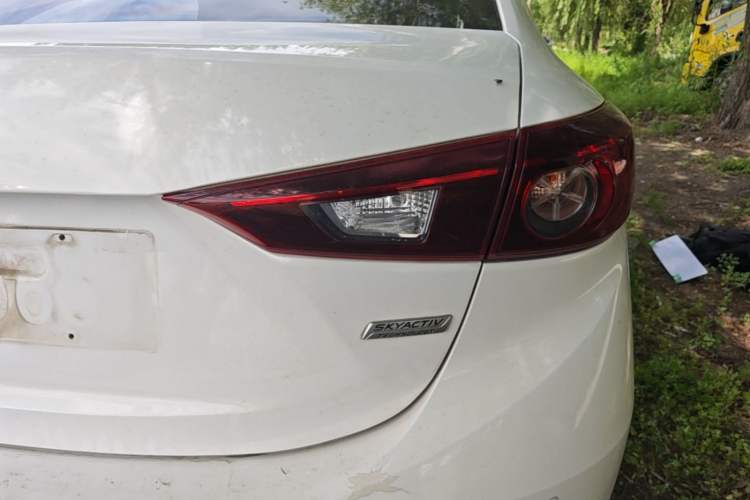 Used Mazda 3 Axela 2016 Sedan 1.5L Automatic Luxury Model Right Rear Taillight
