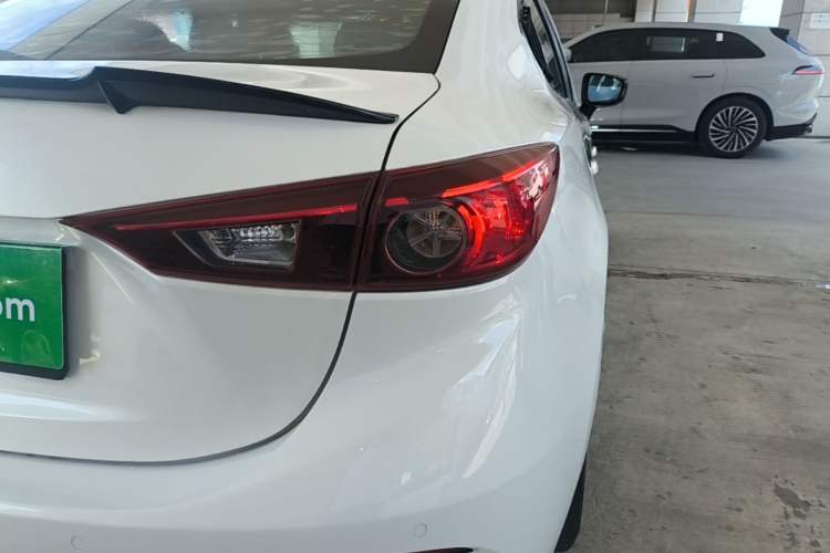 Used Mazda 3 Axela 2016 Sedan 1.5L Automatic Luxury Model Right Rear Taillight