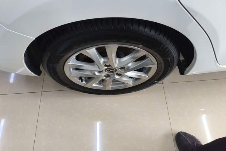 Used Mazda 3 Axela 2016 Sedan 1.5L Automatic Comfort Model Right Rear Wheel Hub