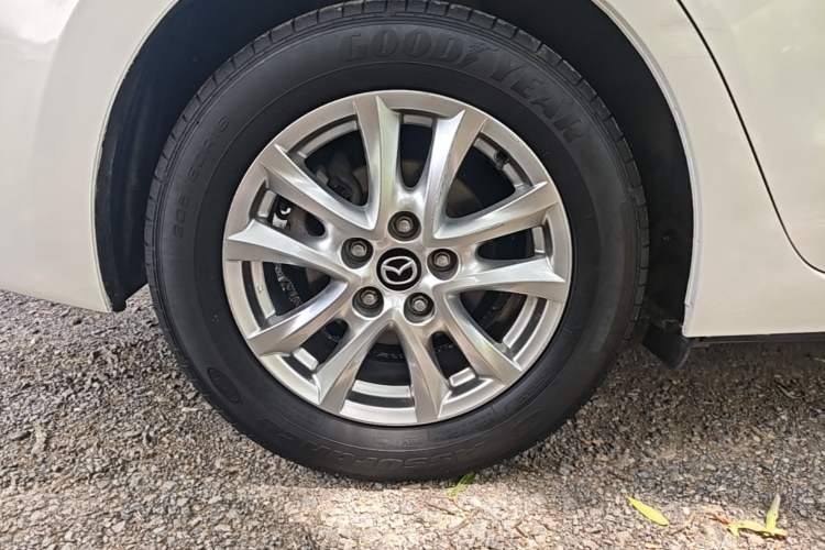 Used Mazda 3 Axela 2016 Sedan 1.5L Automatic Comfort Model Right Rear Wheel Hub