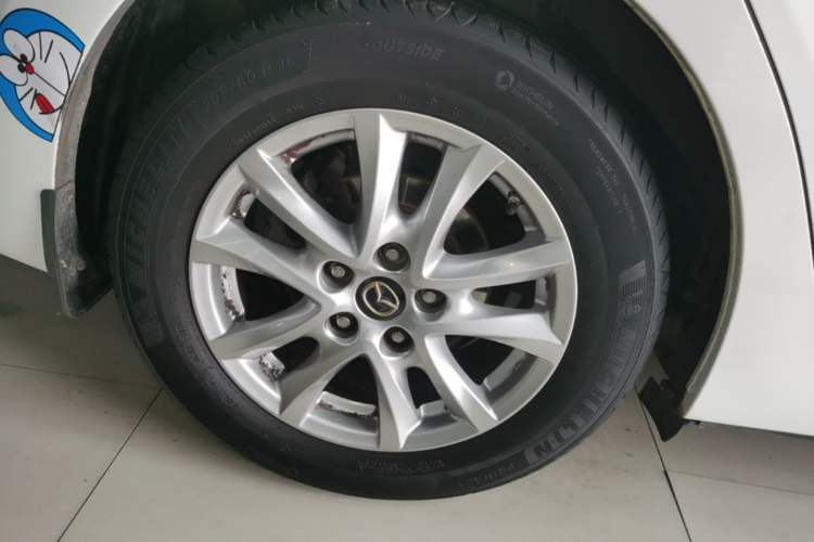 Used Mazda 3 Axela 2016 Sedan 1.5L Automatic Luxury Model Right Rear Wheel Hub