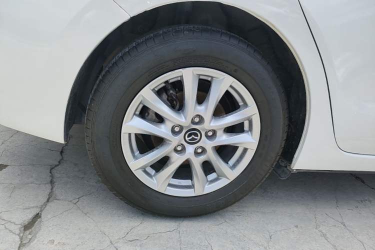 Used Mazda 3 Axela 2016 Sedan 1.5L Automatic Comfort Model Right Rear Wheel Hub