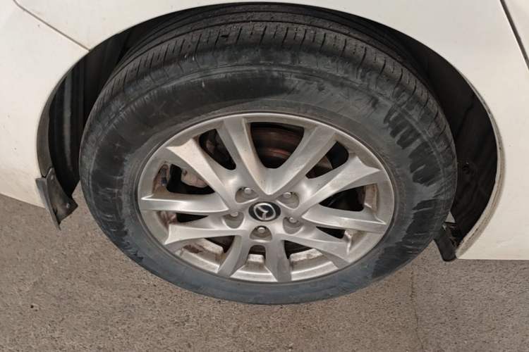 Used Mazda 3 Axela 2016 Sedan 1.5L Automatic Comfort Model Right Rear Wheel Hub