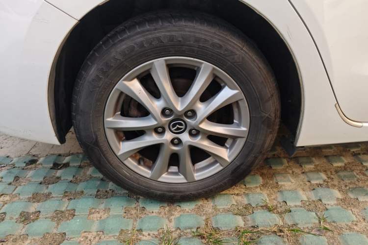 Used Mazda 3 Axela 2016 Sedan 1.5L Automatic Comfort Model Right Rear Wheel Hub