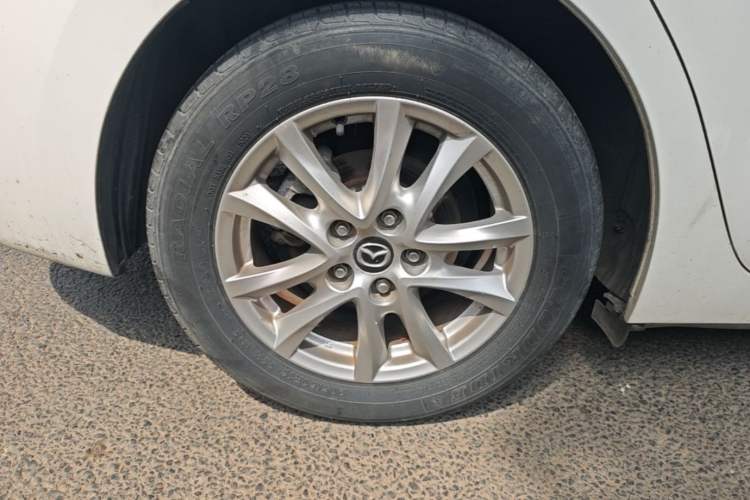 Used Mazda 3 Axela 2016 Sedan 1.5L Manual Comfort Model Right Rear Wheel Hub