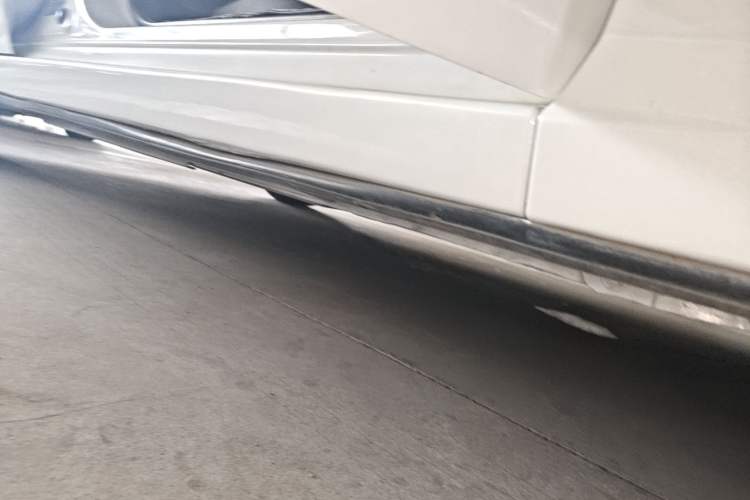Used Mazda 3 Axela 2016 Sedan 1.5L Automatic Luxury Model Right Side Sill