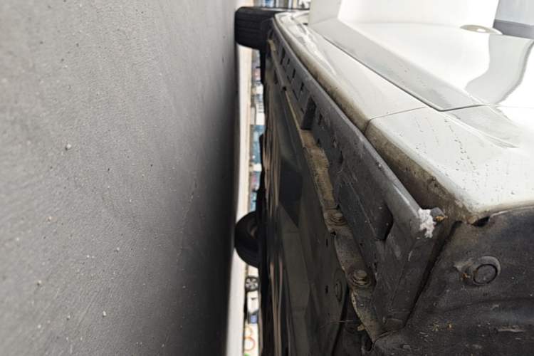 Used Mazda 3 Axela 2016 Sedan 1.5L Automatic Comfort Model Right Side Sill