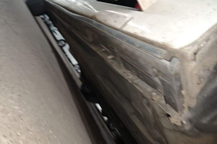 Used Mazda 3 Axela 2016 Sedan 1.5L Automatic Comfort Model Right Side Sill
