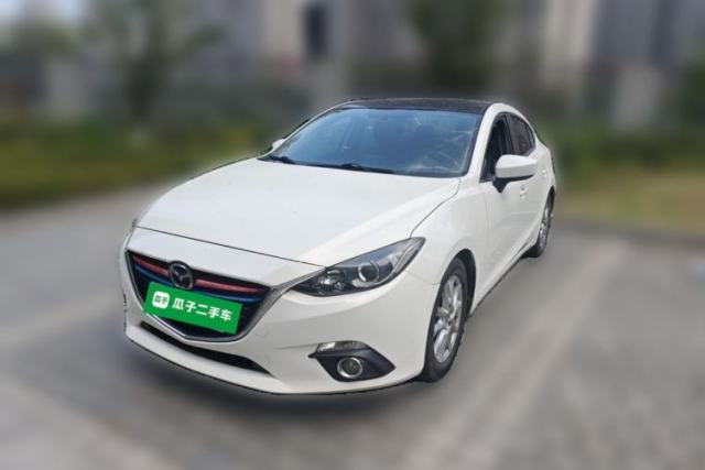 Używany Mazda 3 Axela 2016 Sedan 1.5L Automatic Prestige Model