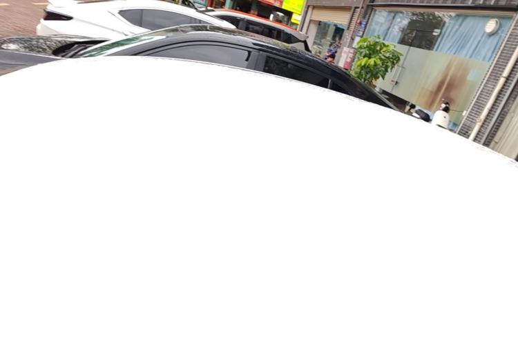 Used Mazda 3 Axela 2016 Sedan 1.5L Automatic Comfort Model Roof