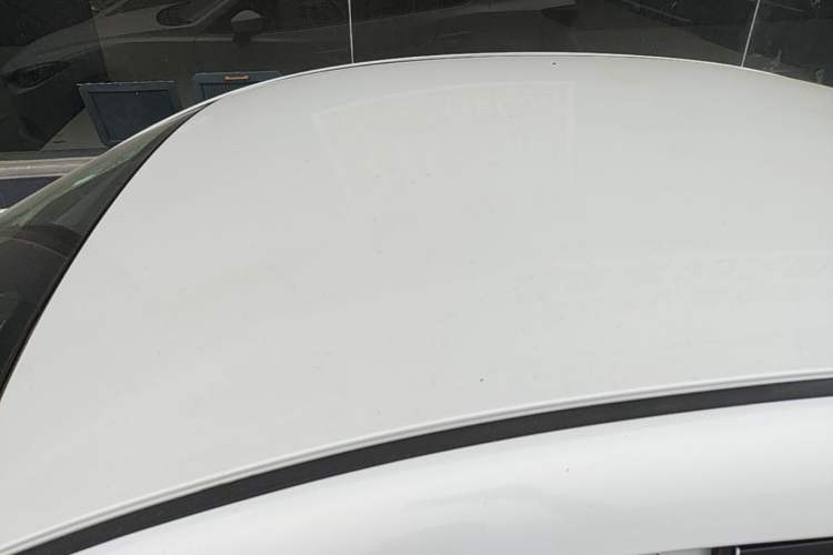 Used Mazda 3 Axela 2016 Sedan 1.5L Automatic Comfort Model Roof