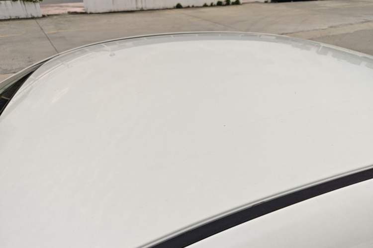 Used Mazda 3 Axela 2016 Sedan 1.5L Automatic Comfort Model Roof