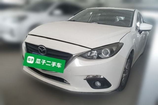 Used Mazda 3 Axela 2016 Hatchback 1.5L Manual Comfort Model