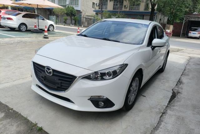 Used Mazda 3 Axela 2016 Sedan 1.5L Automatic Comfort Model