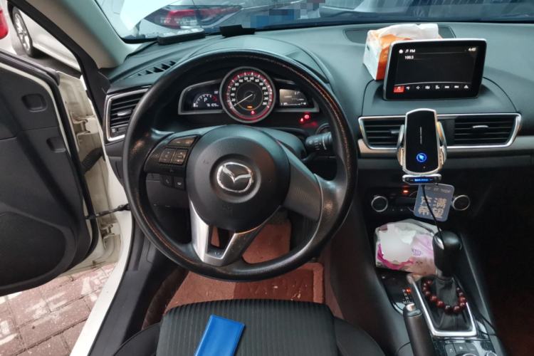Used Mazda 3 Axela 2016 Sedan 1.5L Automatic Luxury Model Steering Wheel