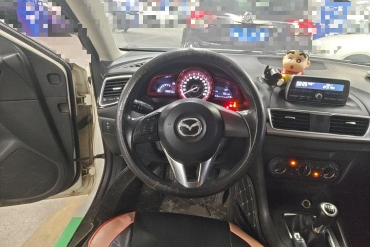 Used Mazda 3 Axela 2016 Sedan 1.5L Manual Comfort Model Steering Wheel