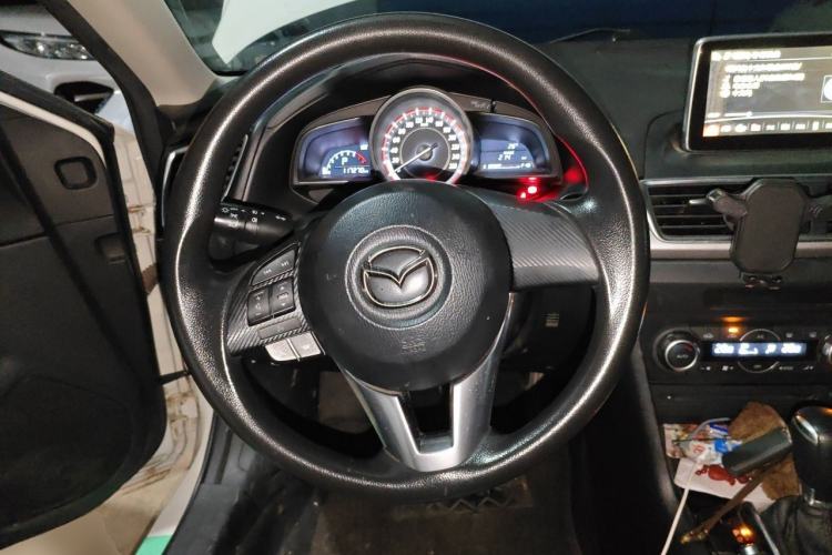 Used Mazda 3 Axela 2016 Sedan 1.5L Automatic Luxury Model Steering Wheel