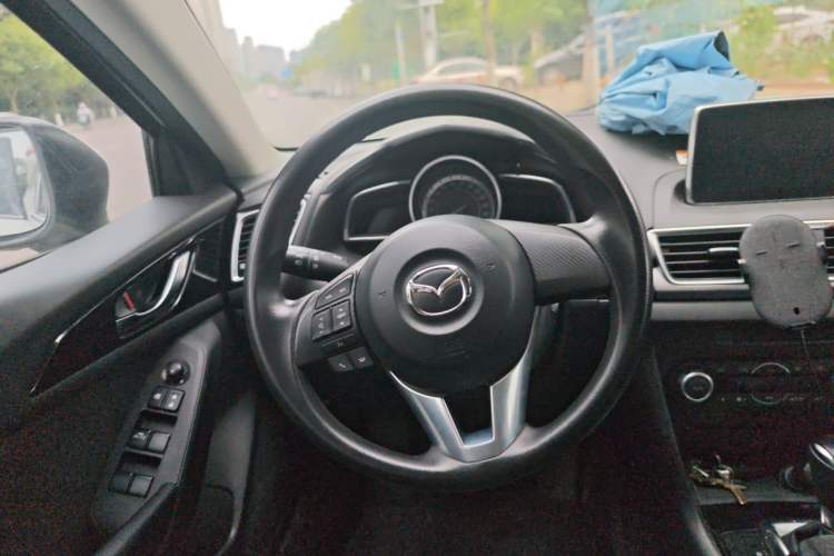 Used Mazda 3 Axela 2016 Sedan 1.5L Automatic Luxury Model Steering Wheel