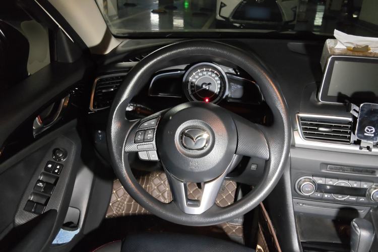 Used Mazda 3 Axela 2016 Sedan 1.5L Automatic Luxury Model Steering Wheel