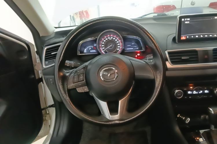 Used Mazda 3 Axela 2016 Sedan 1.5L Automatic Luxury Model Steering Wheel