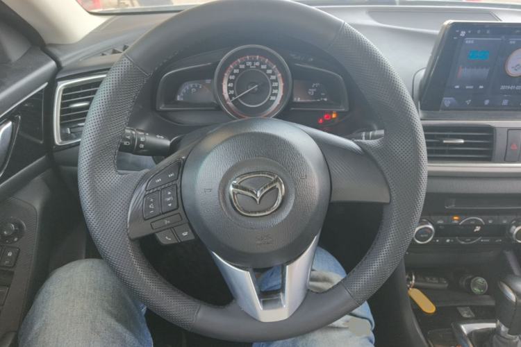 Used Mazda 3 Axela 2016 Sedan 1.5L Automatic Luxury Model Steering Wheel