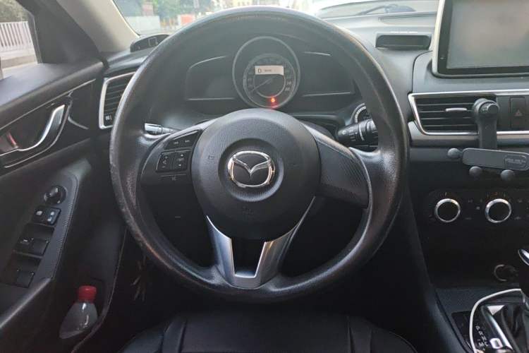 Used Mazda 3 Axela 2016 Hatchback 1.5L Automatic Comfort Model Steering Wheel