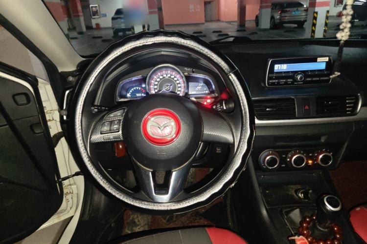 Used Mazda 3 Axela 2016 Sedan 1.5L Manual Comfort Model Steering Wheel
