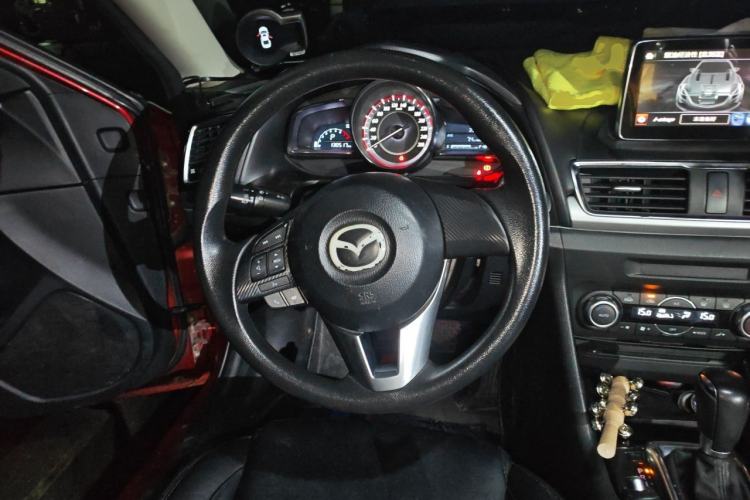 Used Mazda 3 Axela 2016 Sedan 1.5L Automatic Luxury Model Steering Wheel