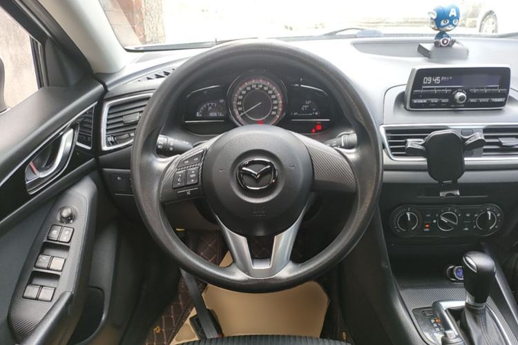 Used Mazda 3 Axela 2016 Sedan 1.5L Automatic Comfort Model Steering Wheel