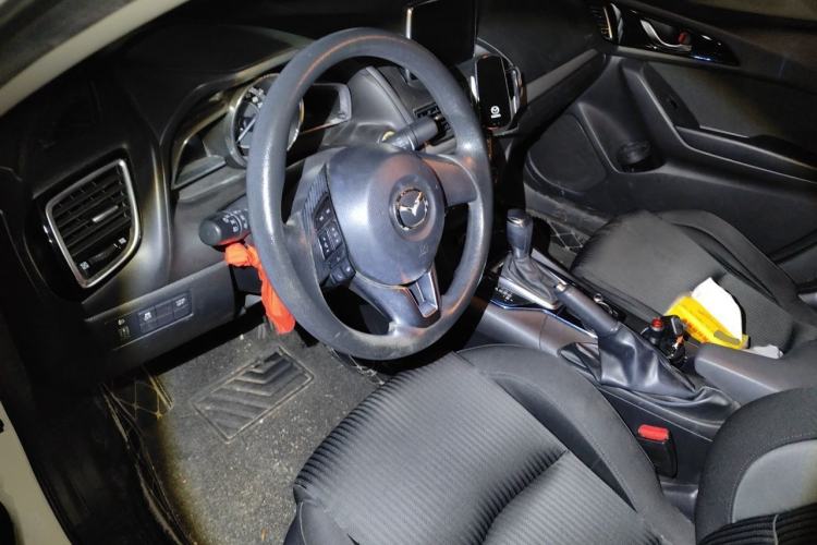 Used Mazda 3 Axela 2016 Sedan 1.5L Automatic Luxury Model Steering Wheel