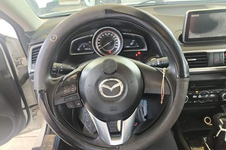 Used Mazda 3 Axela 2016 Sedan 1.5L Automatic Luxury Model Steering Wheel
