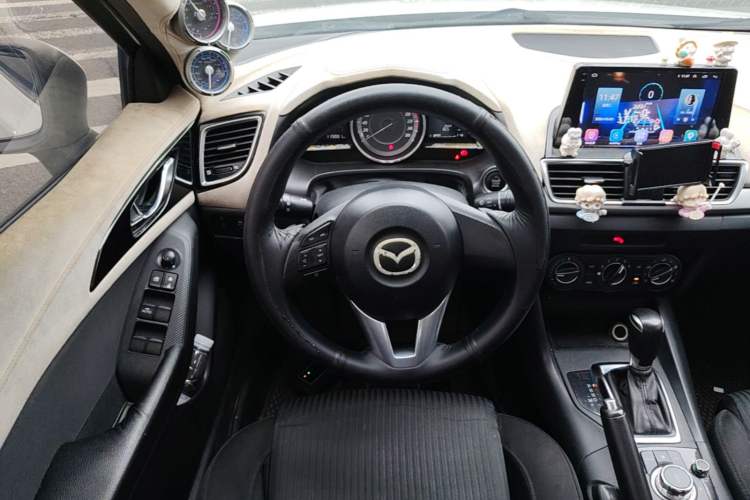 Used Mazda 3 Axela 2016 Sedan 1.5L Automatic Comfort Model Steering Wheel