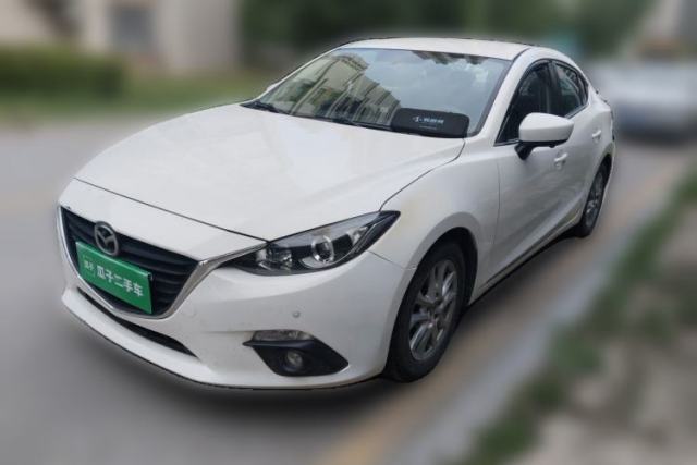 Used Mazda 3 Axela 2016 Sedan 1.5L Automatic Comfort Model