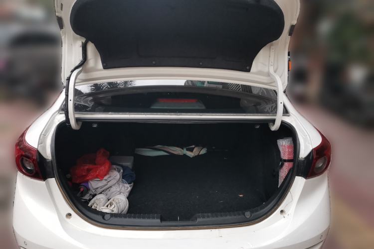 Used Mazda 3 Axela 2016 Sedan 1.5L Automatic Luxury Model Trunk