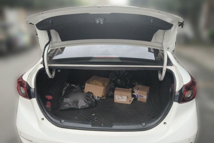 Used Mazda 3 Axela 2016 Sedan 1.5L Automatic Luxury Model Trunk