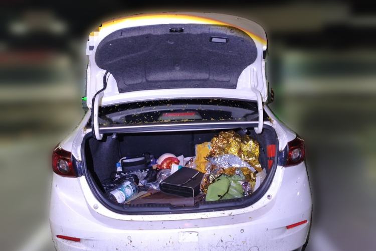 Used Mazda 3 Axela 2016 Sedan 1.5L Automatic Luxury Model Trunk