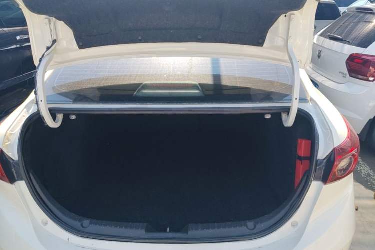 Used Mazda 3 Axela 2016 Sedan 1.5L Automatic Comfort Model Trunk