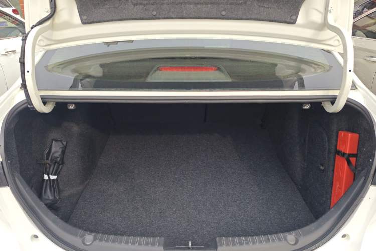 Used Mazda 3 Axela 2016 Sedan 1.5L Automatic Luxury Model Trunk