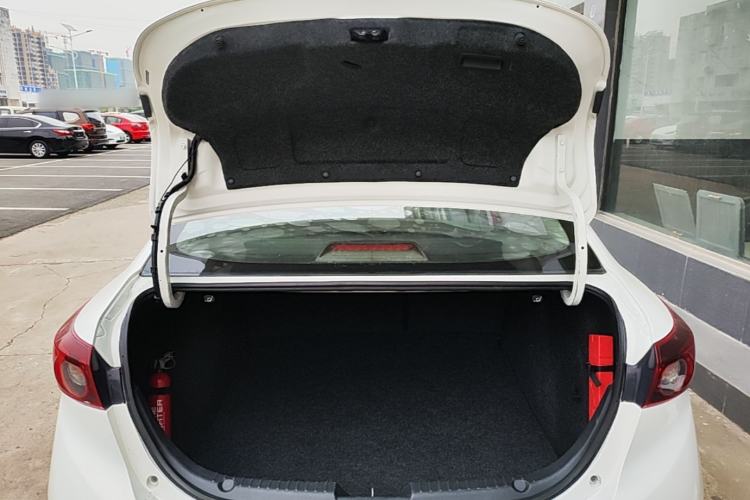 Used Mazda 3 Axela 2016 Sedan 1.5L Automatic Comfort Model Trunk