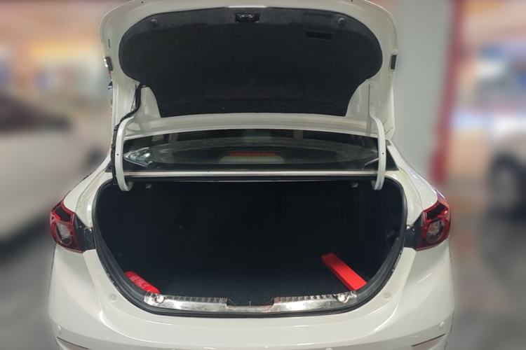 Used Mazda 3 Axela 2016 Sedan 1.5L Automatic Comfort Model Trunk