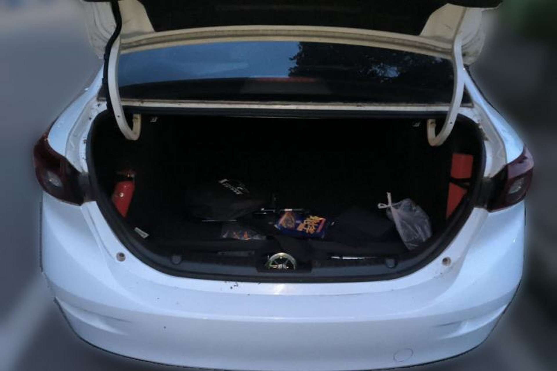 Used Mazda 3 Axela 2016 Sedan 1.5L Automatic Comfort Model Trunk