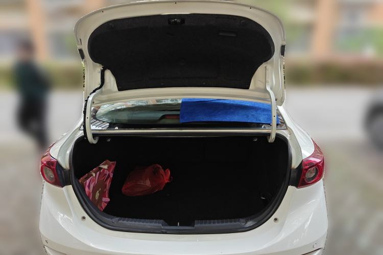 Used Mazda 3 Axela 2016 Sedan 1.5L Automatic Comfort Model Trunk