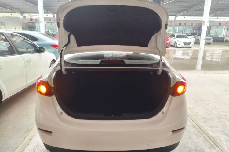 Used Mazda 3 Axela 2016 Sedan 1.5L Automatic Comfort Model Trunk