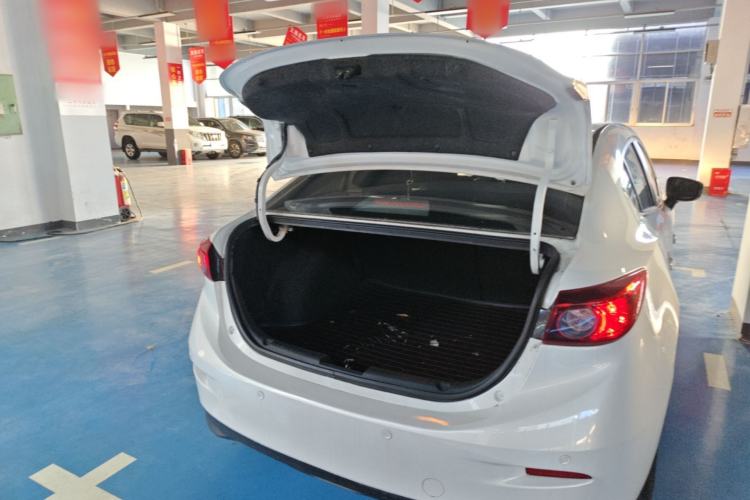 Used Mazda 3 Axela 2016 Sedan 1.5L Automatic Comfort Model Trunk